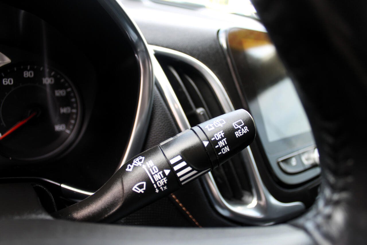 Used 2022 Chevrolet Equinox Premier image 20