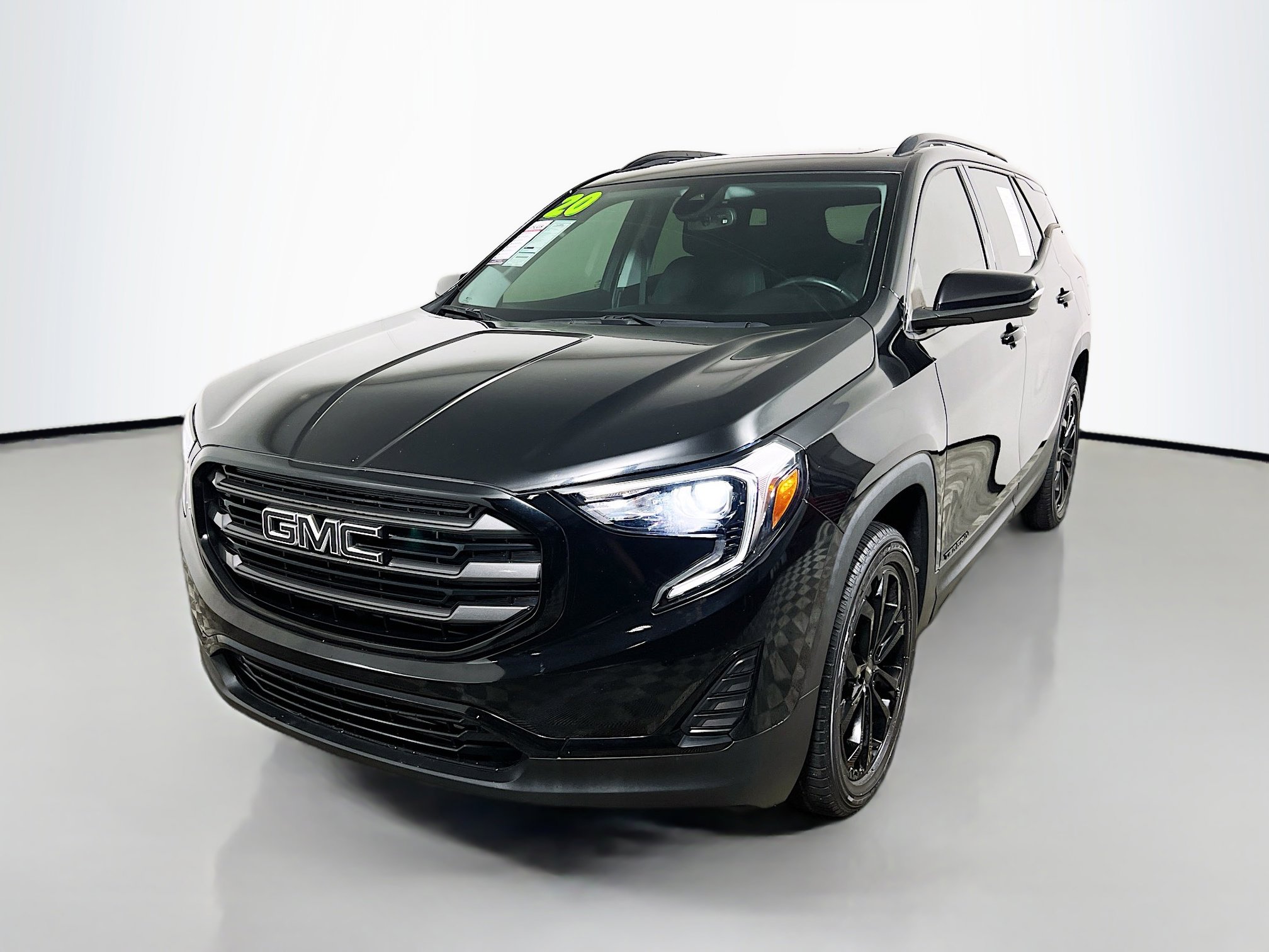 Used 2020 GMC Terrain SLE w/ Driver Convenience Package image 10