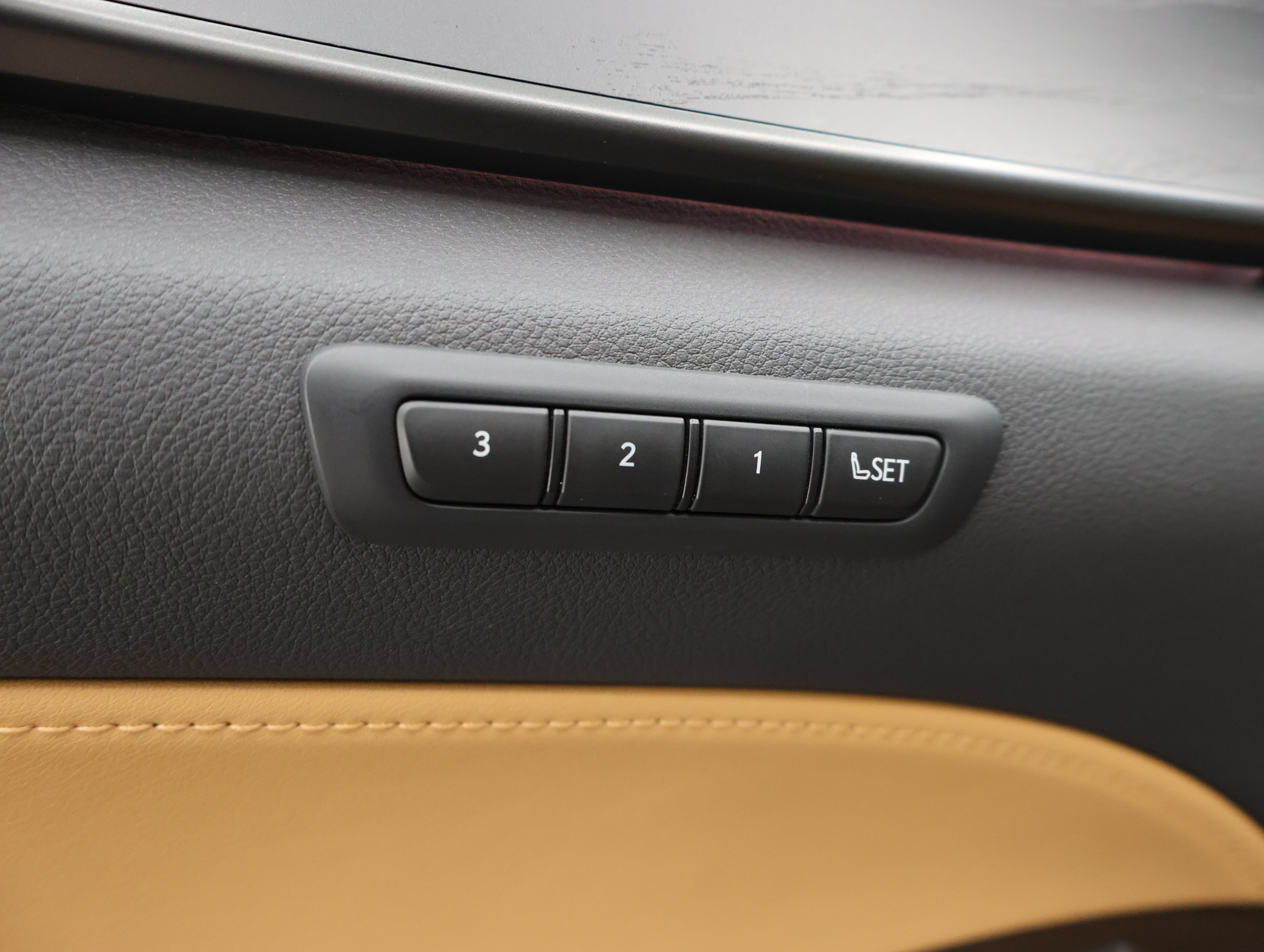 Used 2022 Lexus NX 350h AWD w/ Vision Package image 36