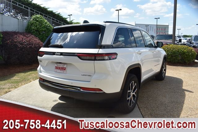 Used 2024 Jeep Grand Cherokee Limited image 11