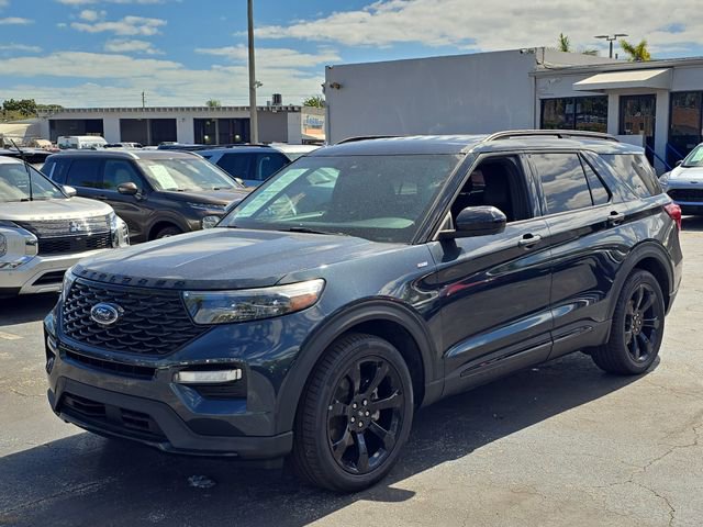 Used 2023 Ford Explorer ST-Line w/ Class IV Trailer Tow Package image 32