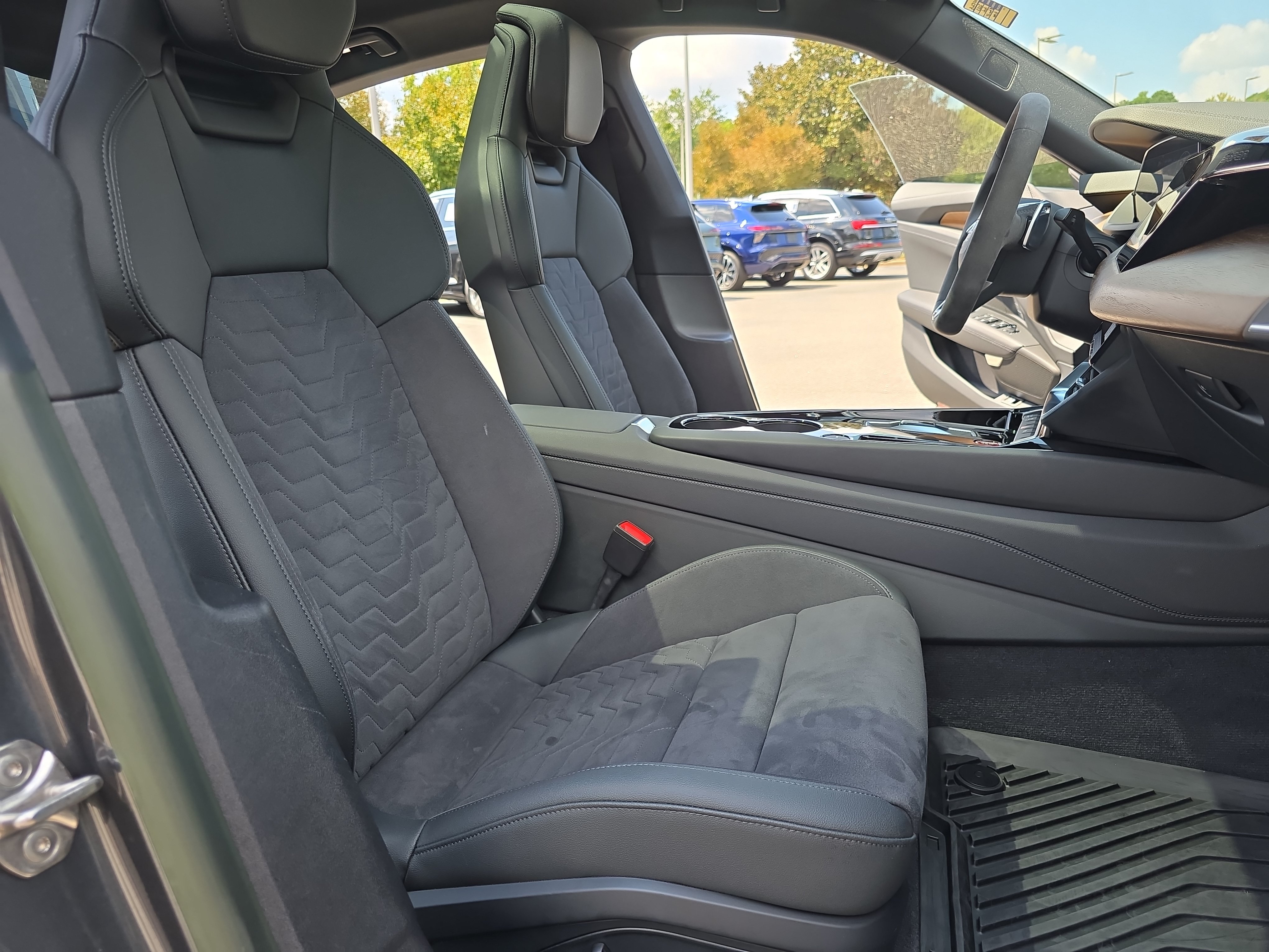 Used 2023 Audi e-tron GT Premium Plus w/ Executive Package AWD/4WD image 10
