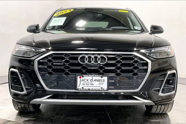 Used 2023 Audi Q5 2.0T Premium Plus w/ Premium Plus Package image 3