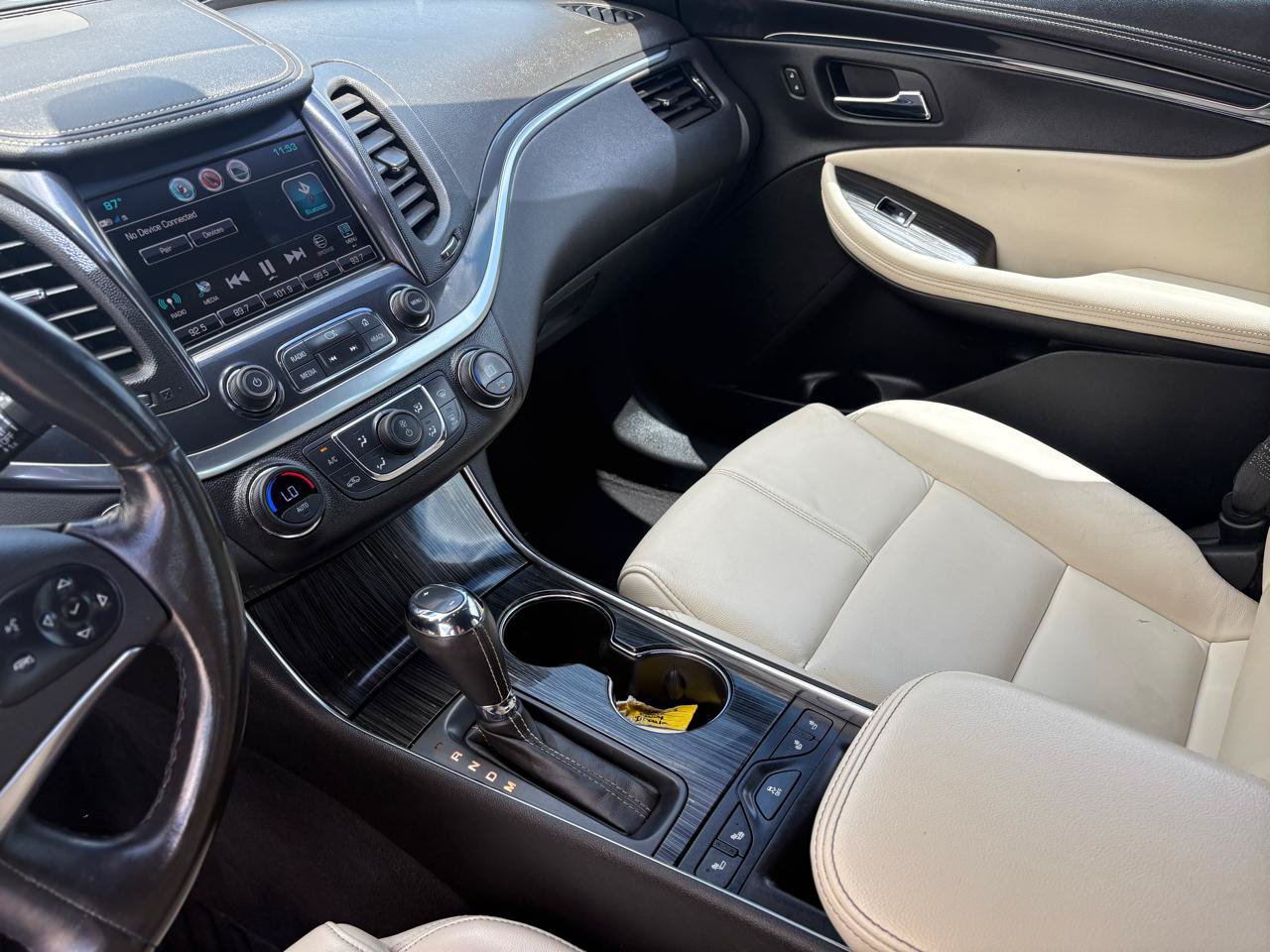 Used 2018 Chevrolet Impala LT w/ LT Leather Package FWD image 8