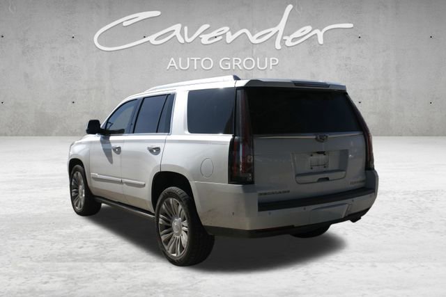 Used 2017 Cadillac Escalade Platinum image 5