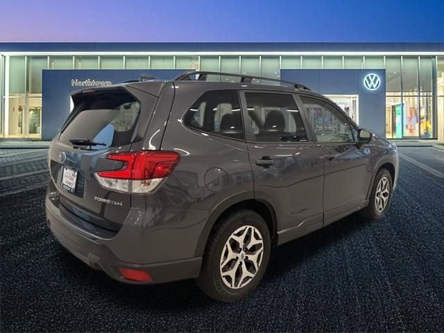 Used 2023 Subaru Forester Premium image 27