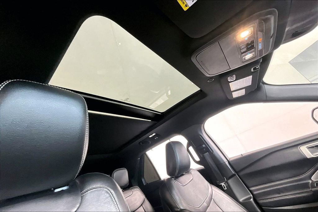 Used 2020 Ford Explorer ST w/ ST Street Pack image 22