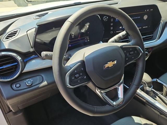 New 2026 Chevrolet Trax LT w/ Sunroof Package FWD image 11