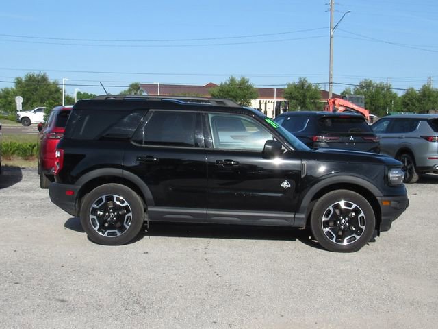 Used 2024 Ford Bronco Sport Outer Banks image 2