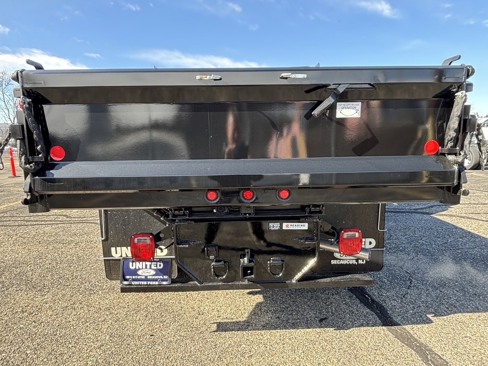 Used 2024 Ford F450 XL image 6