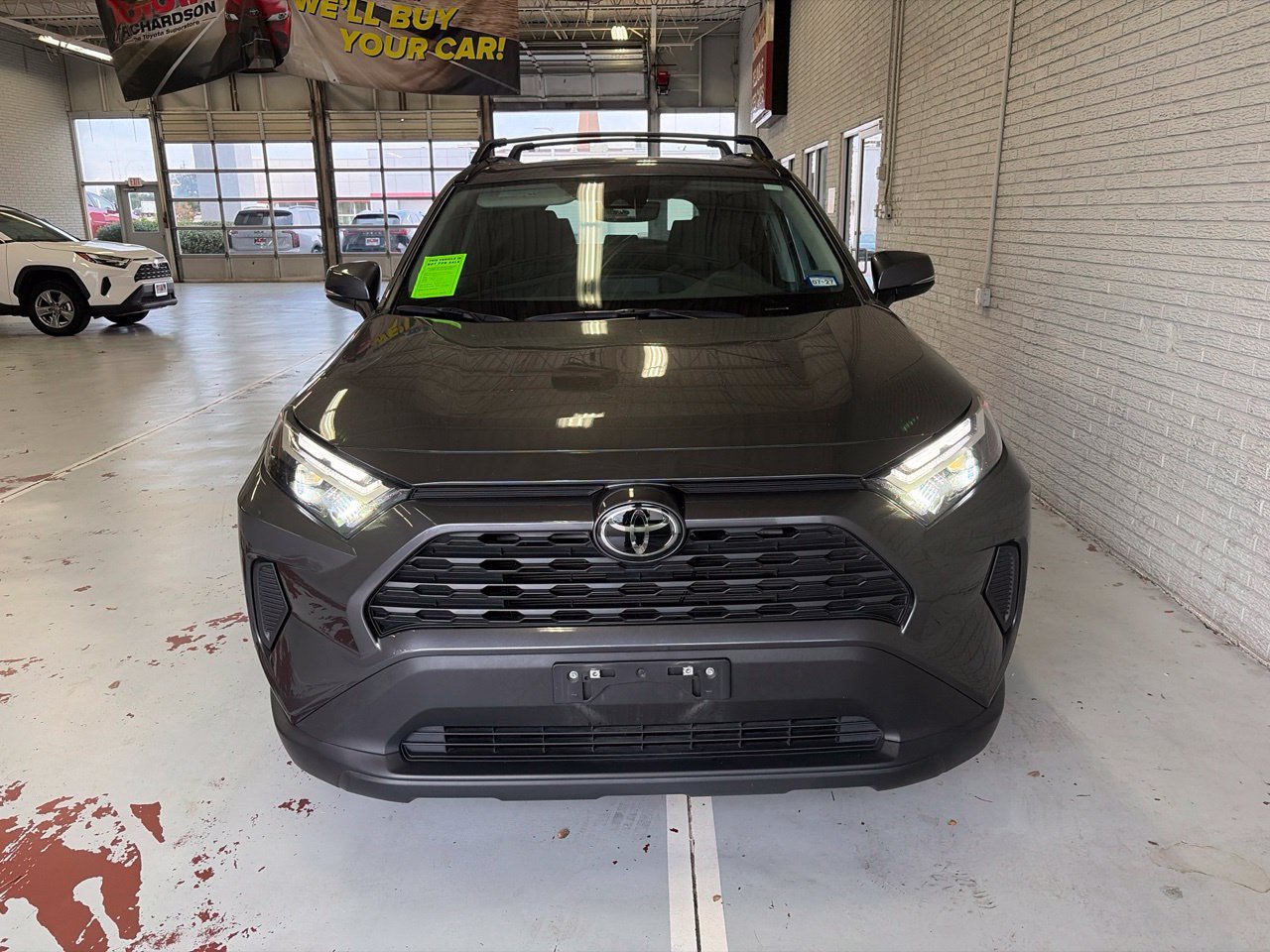 Used 2024 Toyota RAV4 XLE w/ Convenience Package FWD image 7