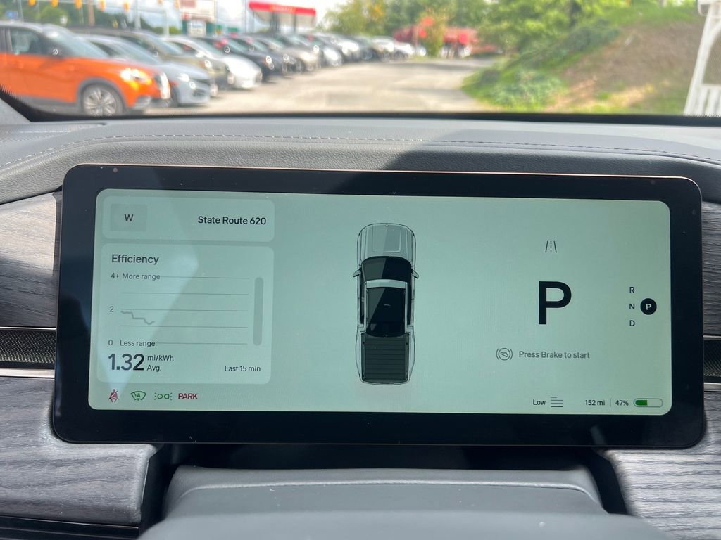 Used 2024 Rivian R1T Adventure image 15