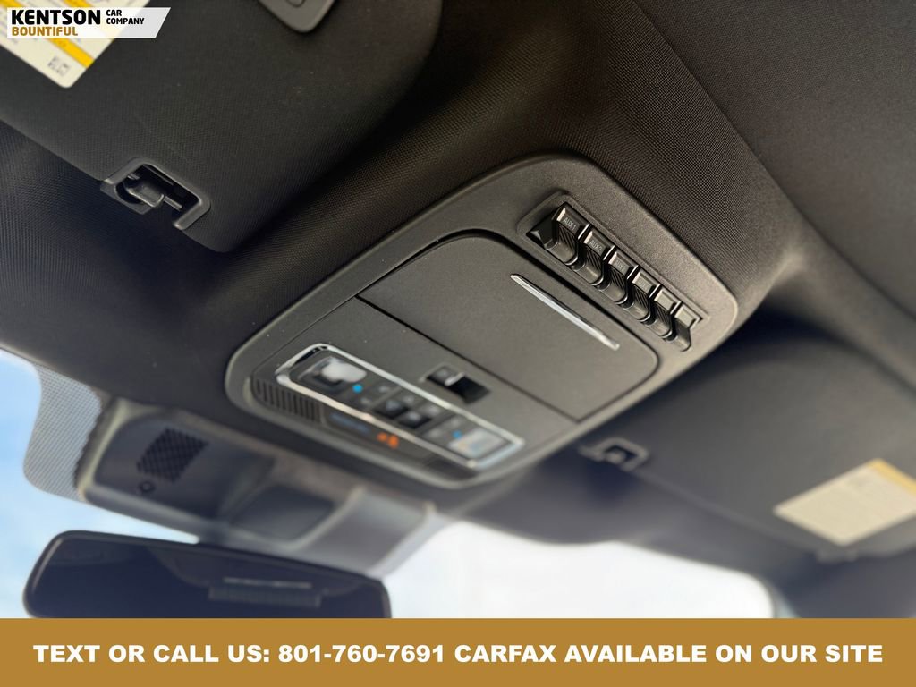 Used 2023 Ford F150 Raptor w/ Raptor Carbon Fibre Package image 29