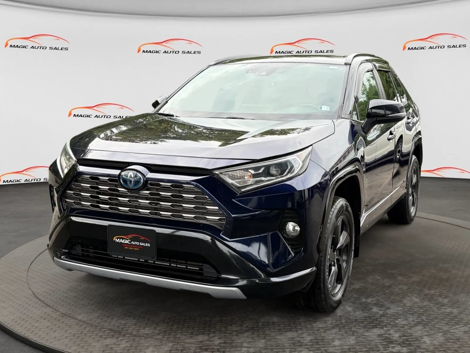 Used 2021 Toyota RAV4 XSE w/ XSE Grade Weather Package AWD/4WD image 1