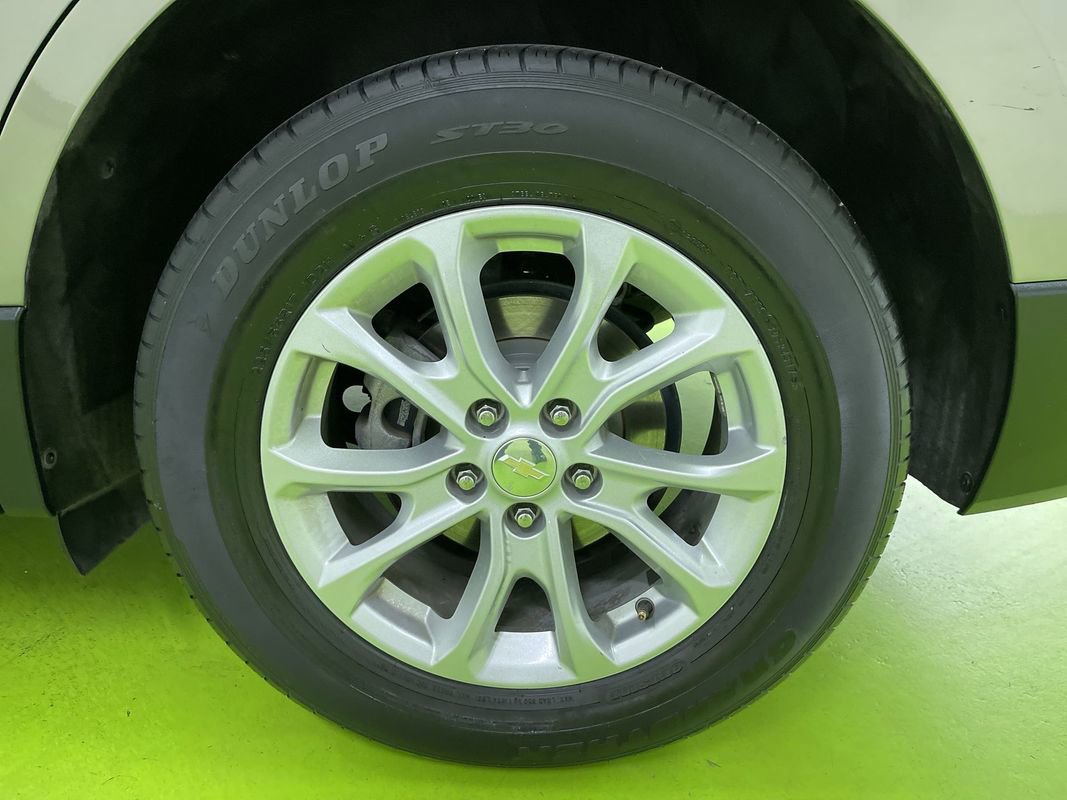 Used 2018 Chevrolet Equinox LT FWD image 15