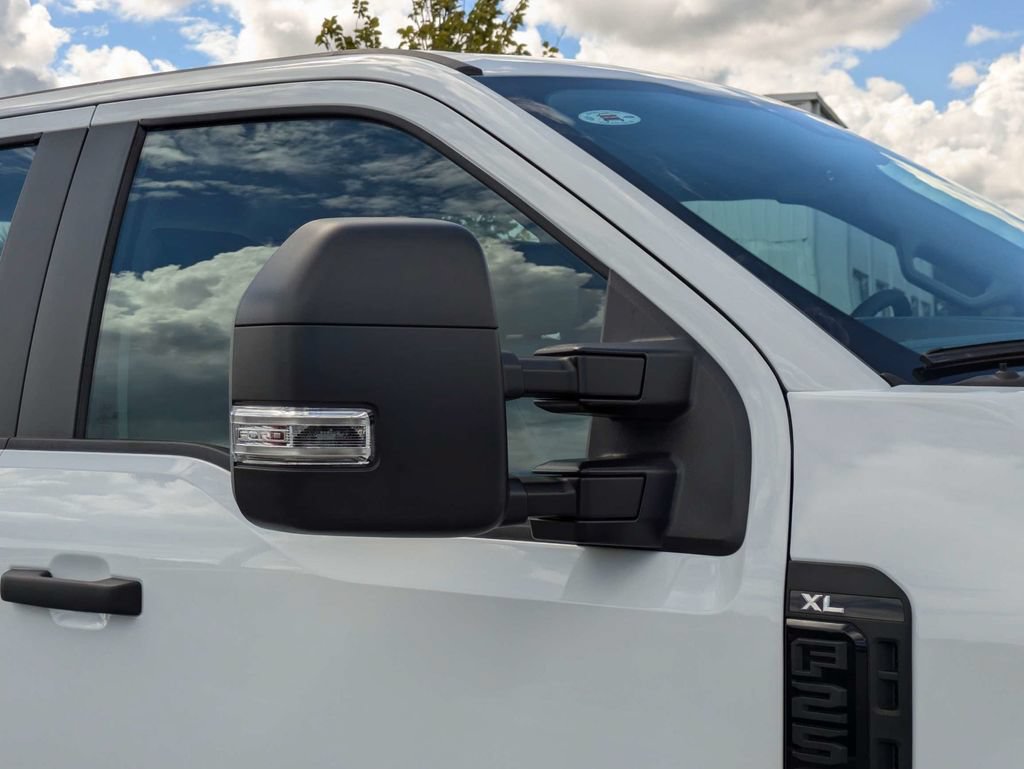 New 2027 Ford F250 XL w/ F-250 >10K GVWR Package AWD/4WD image 13