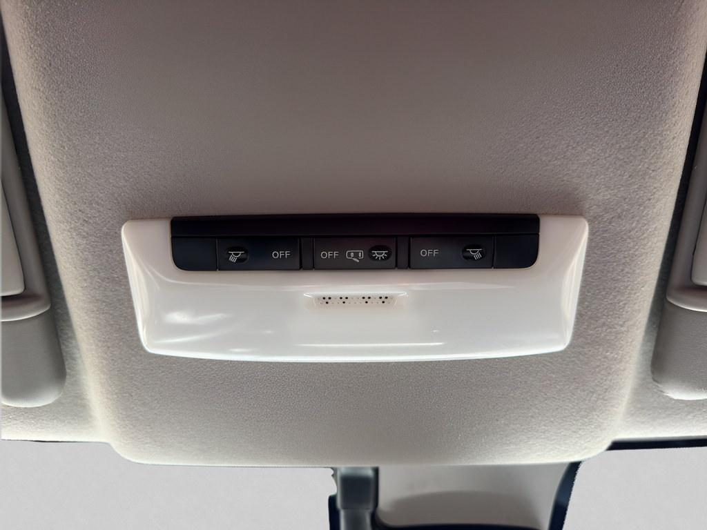 Certified 2024 Nissan Versa SV w/ Trunk Package FWD image 15