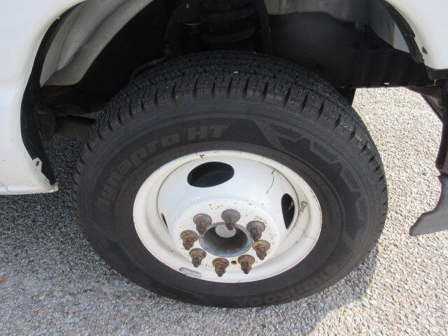Used 2021 Ford E-350 and Econoline 350 Super Duty w/ Power Windows & Locks Group RWD image 9