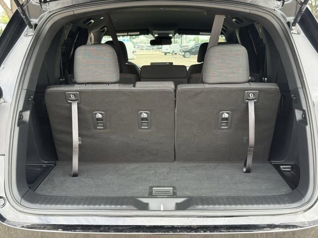 Used 2025 Honda Pilot Sport image 34