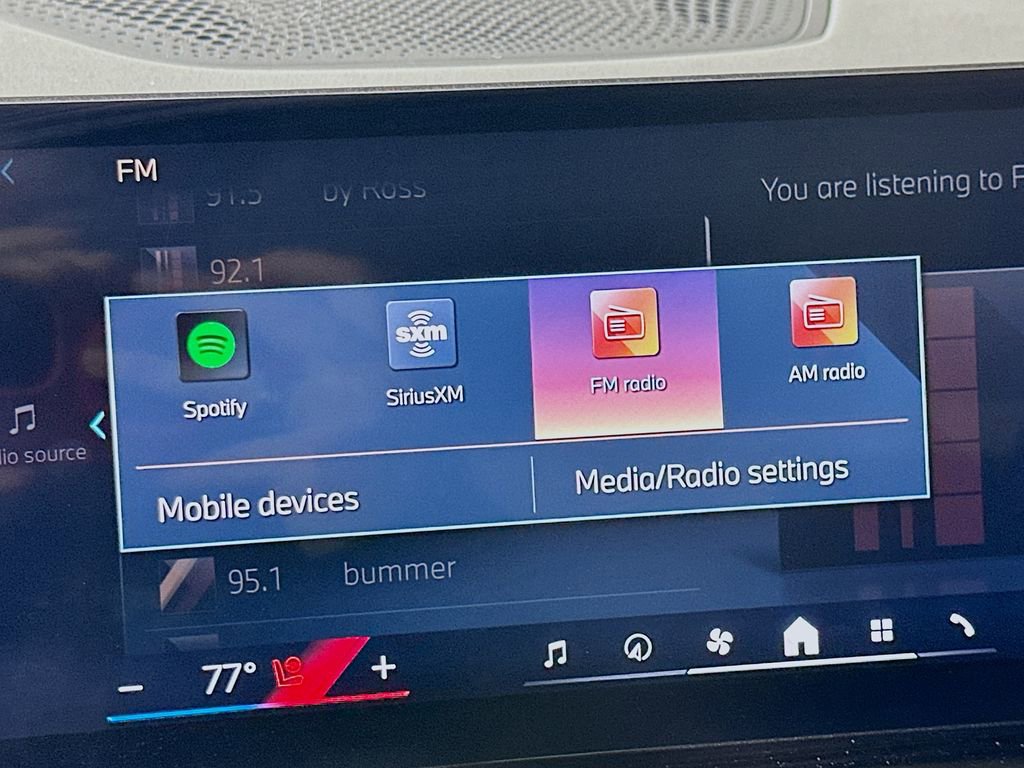 Used 2024 BMW X7 xDrive40i image 29