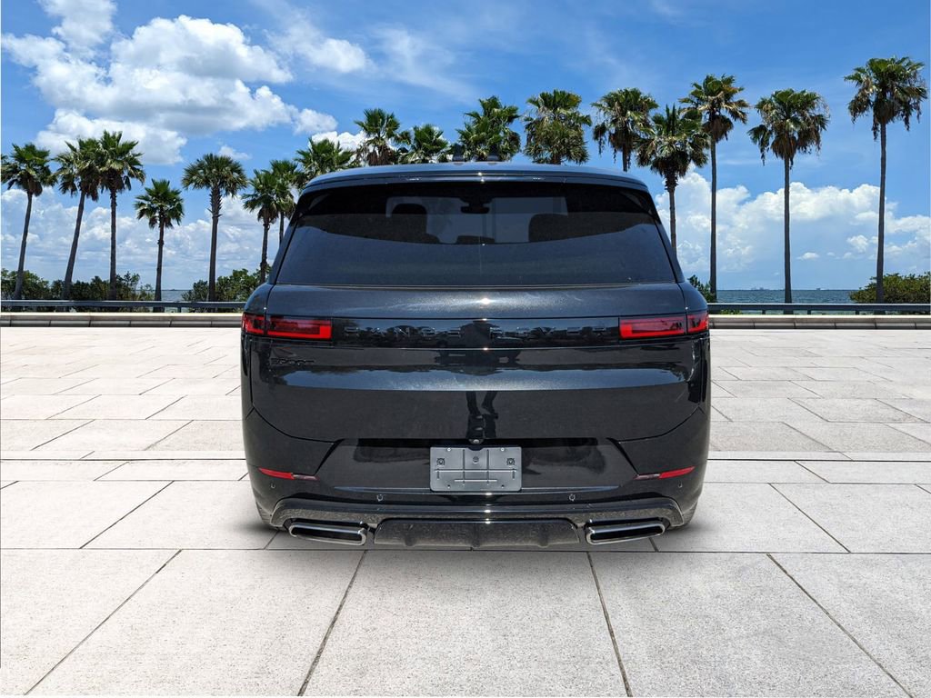 Used 2024 Land Rover Range Rover Sport Dynamic SE image 8