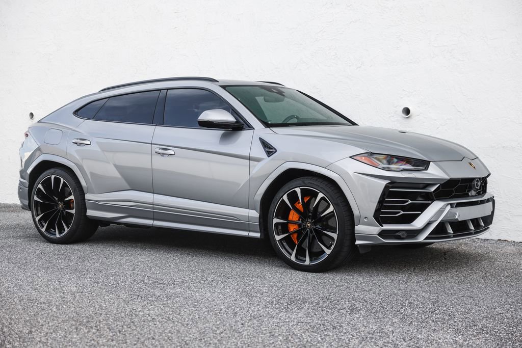 Used 2020 Lamborghini Urus AWD/4WD image 4