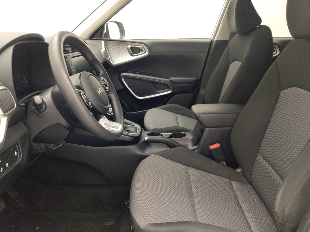 Used 2022 Kia Soul LX w/ Technology Package FWD image 17