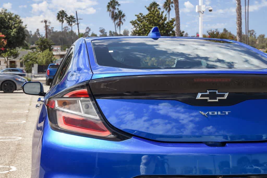 Used 2018 Chevrolet Volt LT w/ Comfort Package FWD image 6