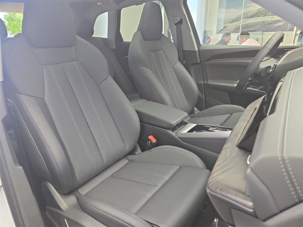 New 2025 Audi Q5 Premium Plus image 27