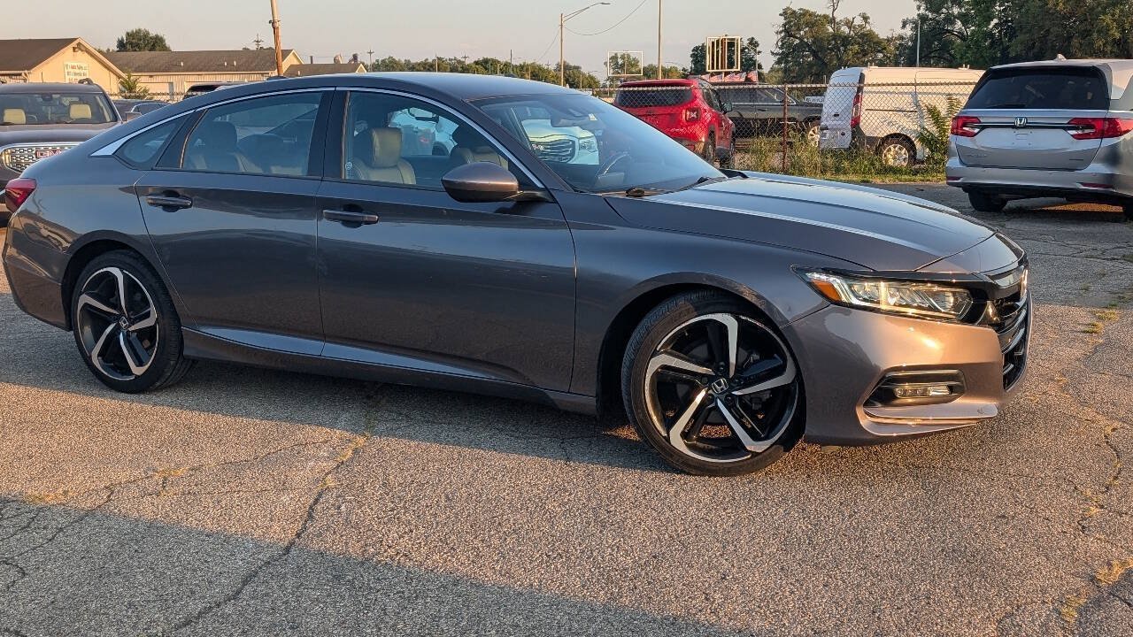 Used 2018 Honda Accord Sport image 31