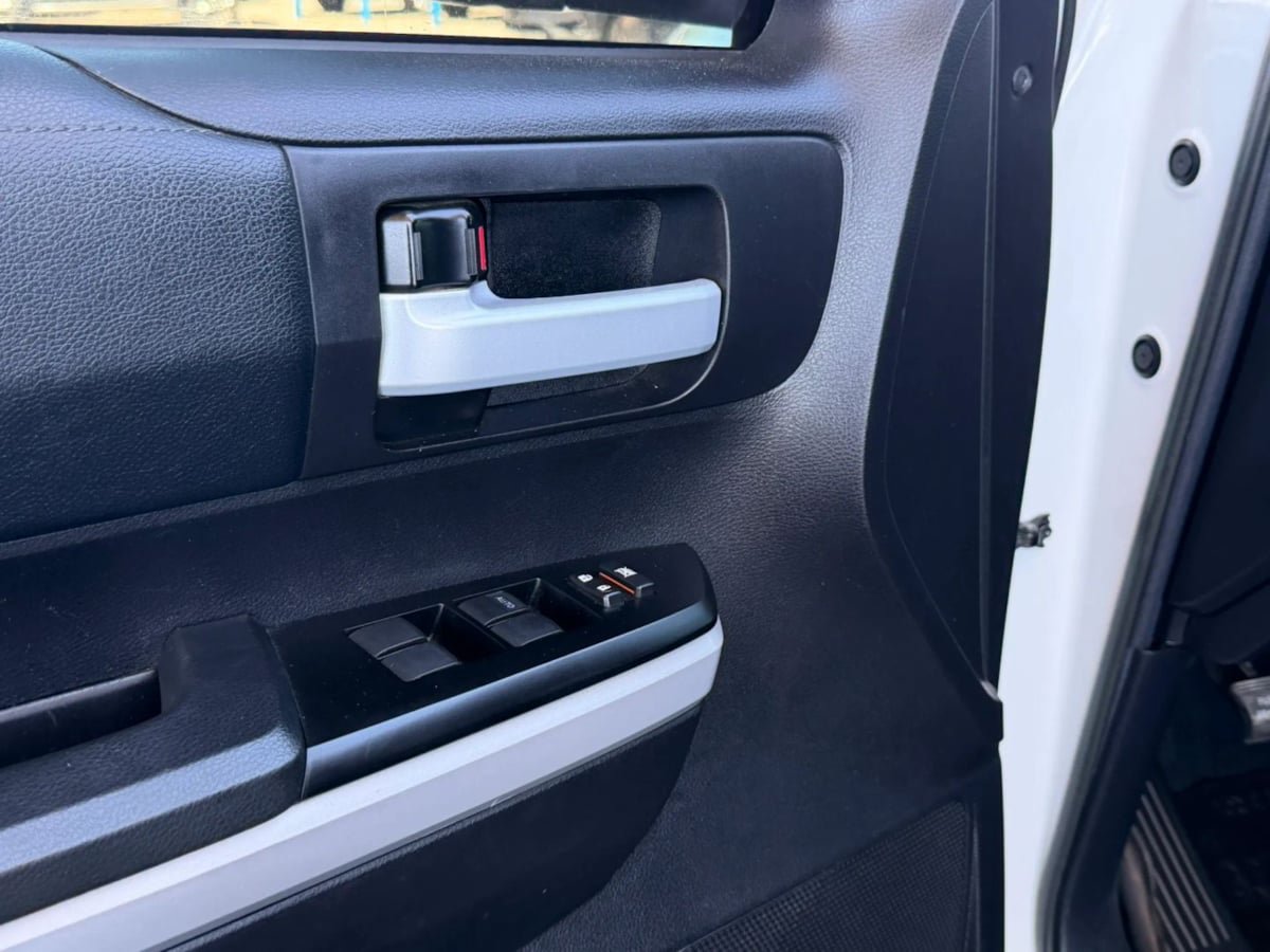 Used 2021 Toyota Tundra SR5 AWD/4WD image 45