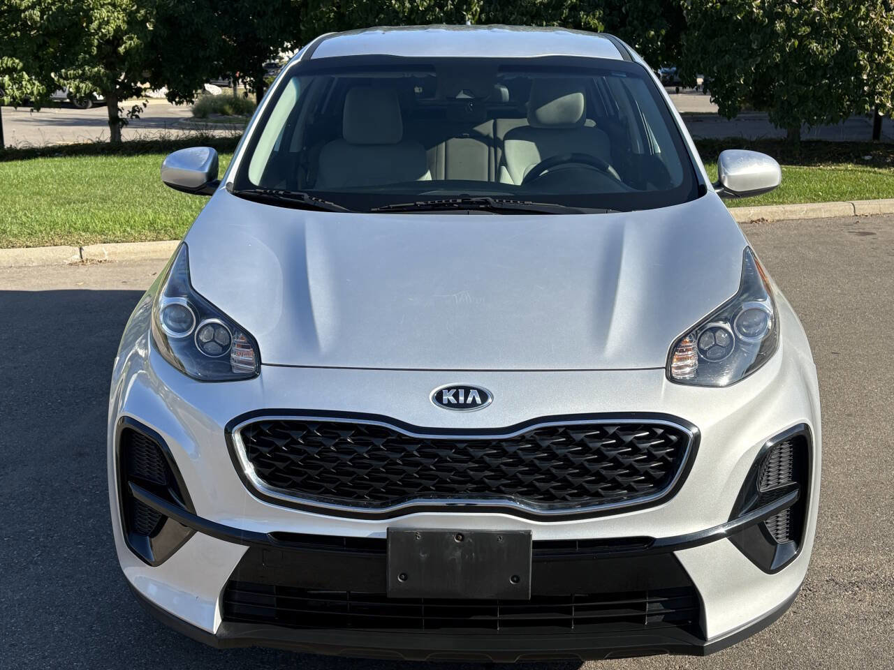Used 2020 Kia Sportage LX image 3