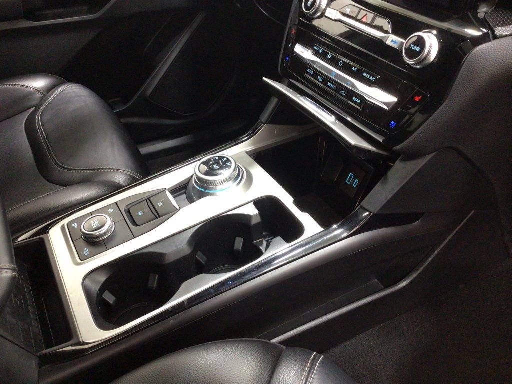 Used 2024 Ford Explorer ST w/ Technology Package image 38