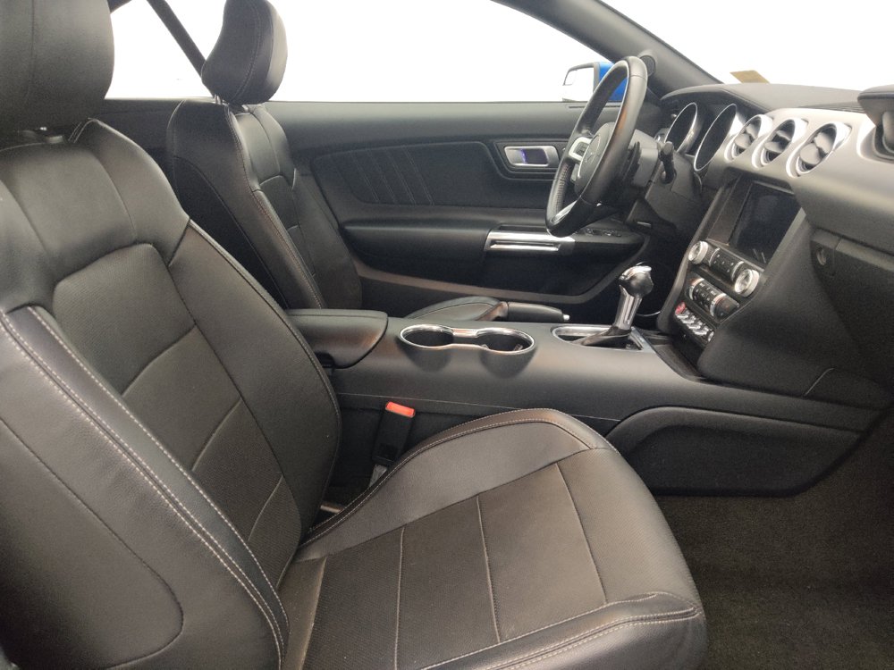 Used 2018 Ford Mustang Premium RWD image 21
