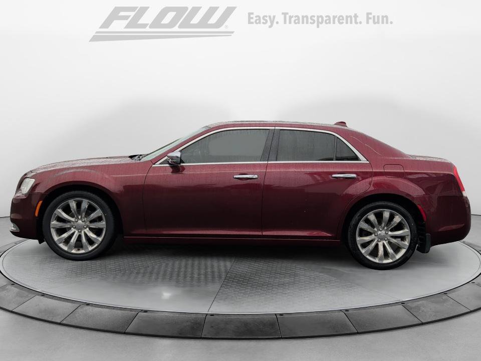 Used 2017 Chrysler 300 C RWD image 5