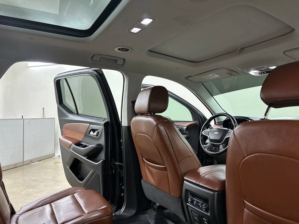 Used 2018 Chevrolet Traverse High Country AWD/4WD image 22
