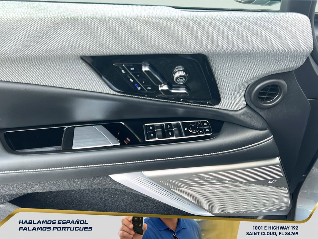 Used 2025 Cadillac Optiq Sport 2 w/ LPO, Floor Liner Package image 21