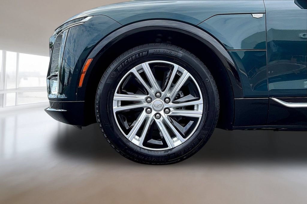 Used 2024 Cadillac Lyriq Tech AWD/4WD image 31