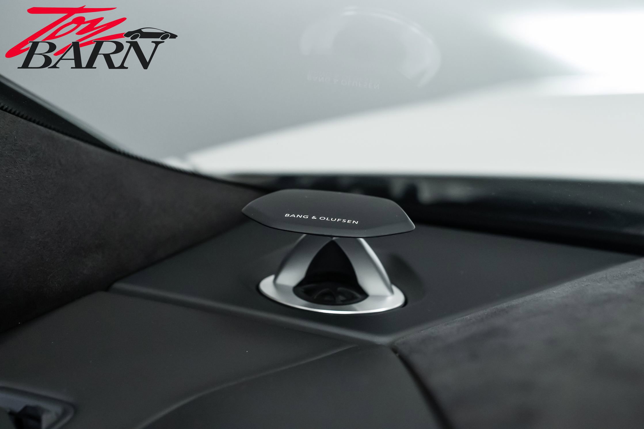 Used 2022 Lamborghini Urus AWD/4WD image 33