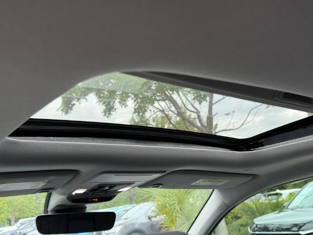 Used 2025 Acura ADX FWD image 15