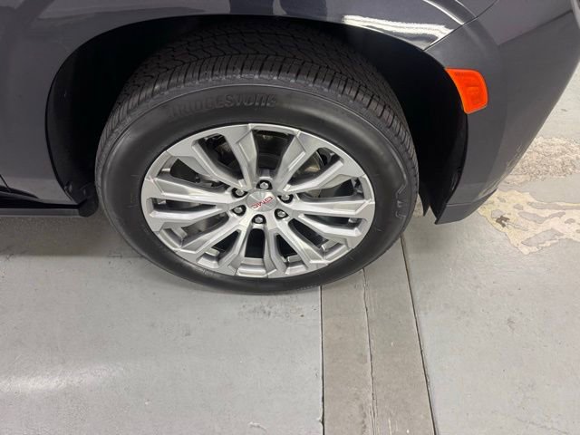 Certified 2023 GMC Yukon XL Denali image 4