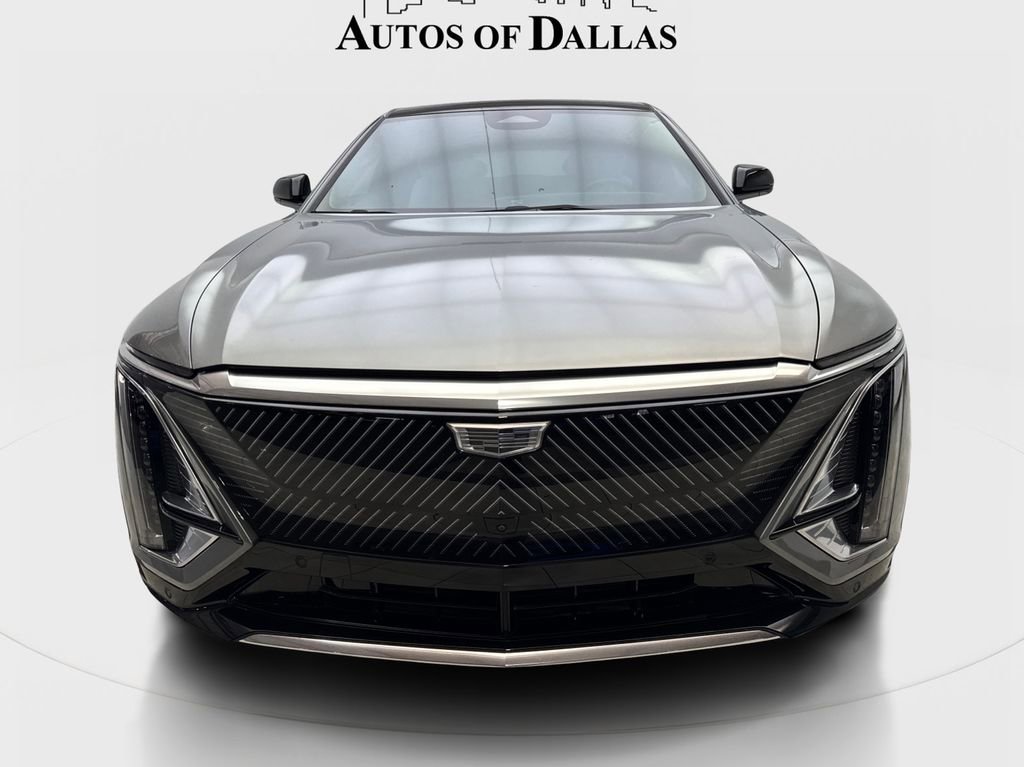 Used 2024 Cadillac Lyriq Luxury RWD image 3