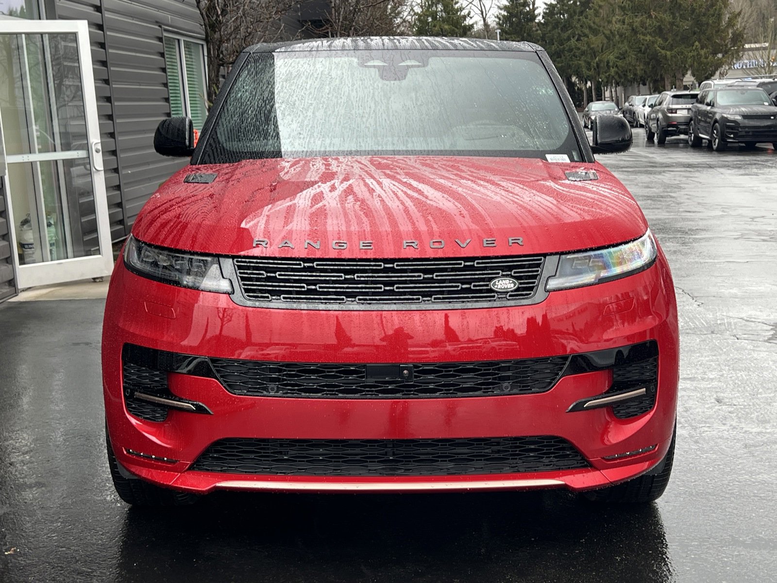 New 2025 Land Rover Range Rover Sport Dynamic SE image 4