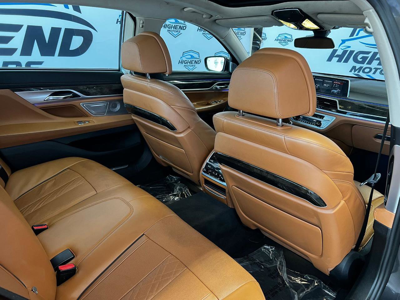 Used 2018 BMW 750i xDrive image 24