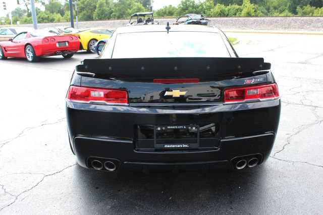 Used 2014 Chevrolet Camaro Z/28 RWD image 16
