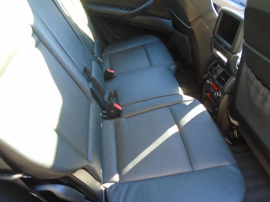 Used 2011 BMW X5 xDrive35i image 22