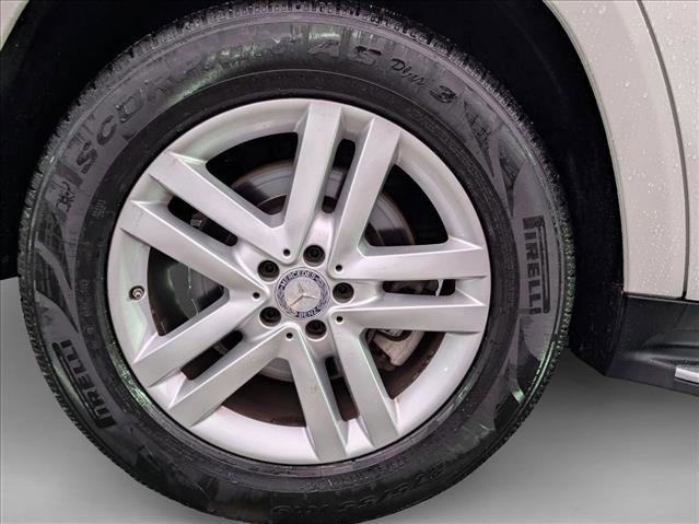 Used 2014 Mercedes-Benz GL 450 4MATIC image 23