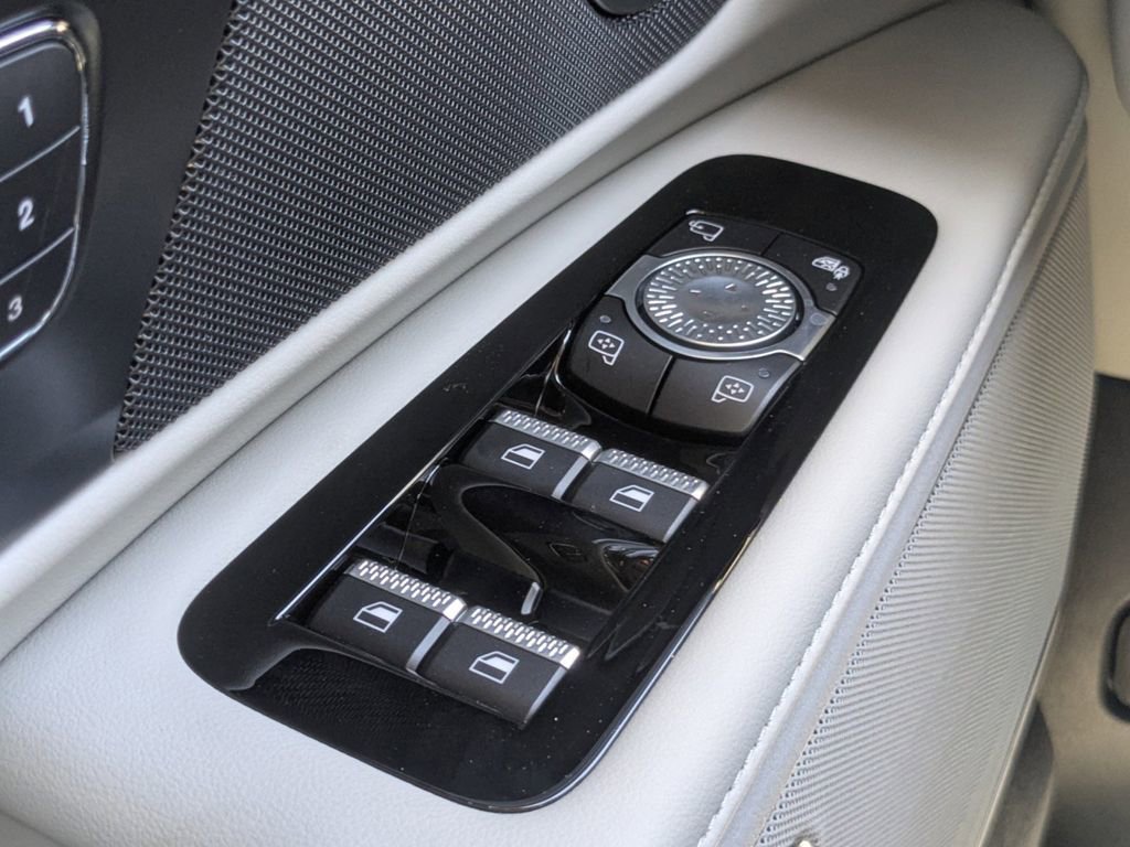 New 2026 Lincoln Nautilus Premier w/ Equipment Group 102A AWD/4WD image 25