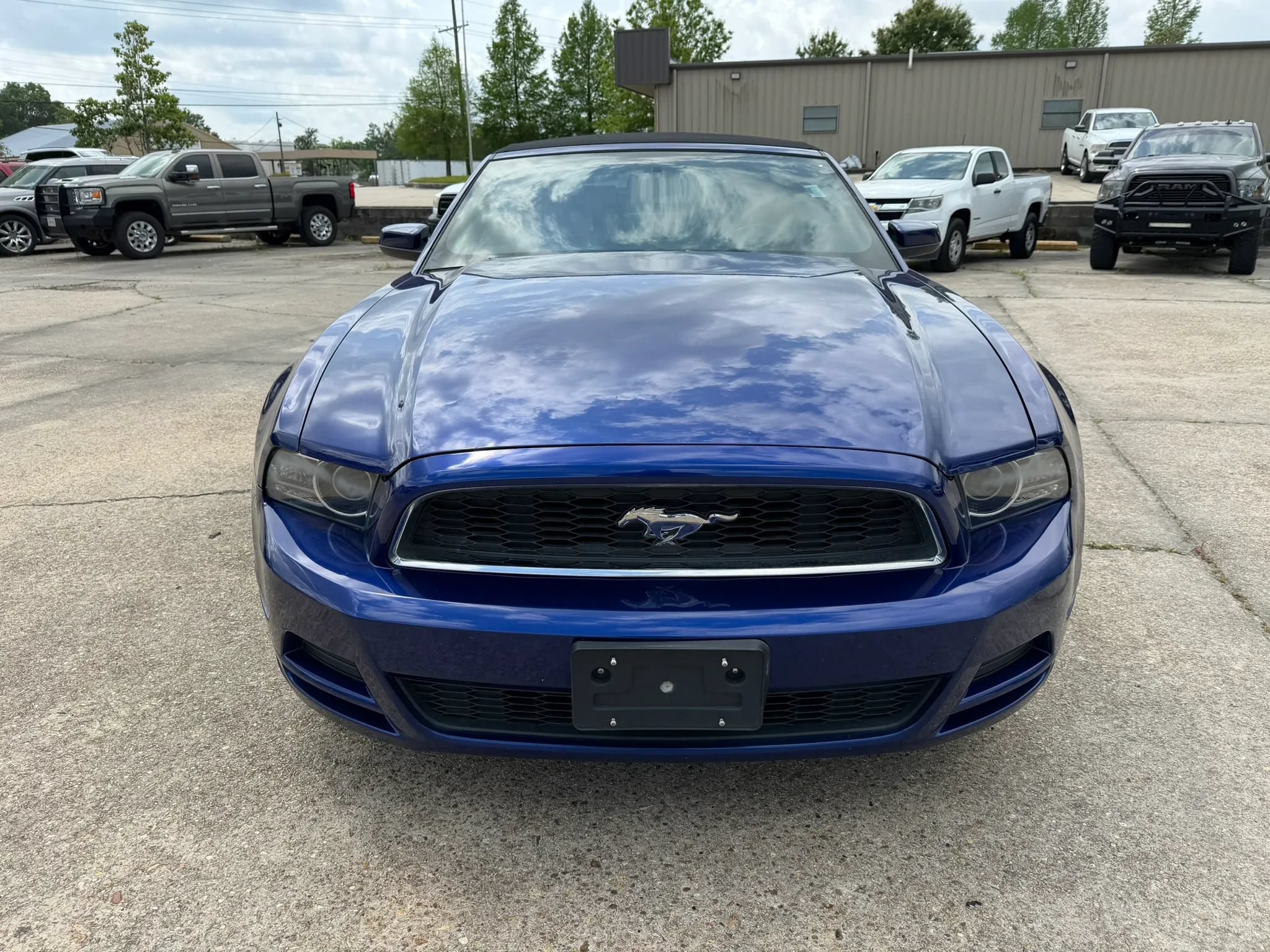 Used 2013 Ford Mustang Premium RWD image 8