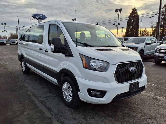 Used 2023 Ford Transit 350 XLT image 3